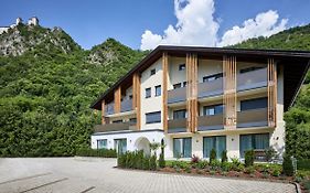 Residence Laitacherhof - Modern Apartments With Outdoor Pool